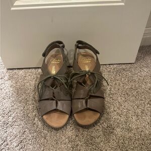 Clarks Women's Tan and Olive Sandals